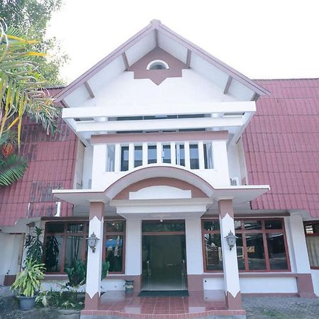 ホテル Reddoorz Near Kampus 3 Uty ジョグジャカルタ エクステリア 写真